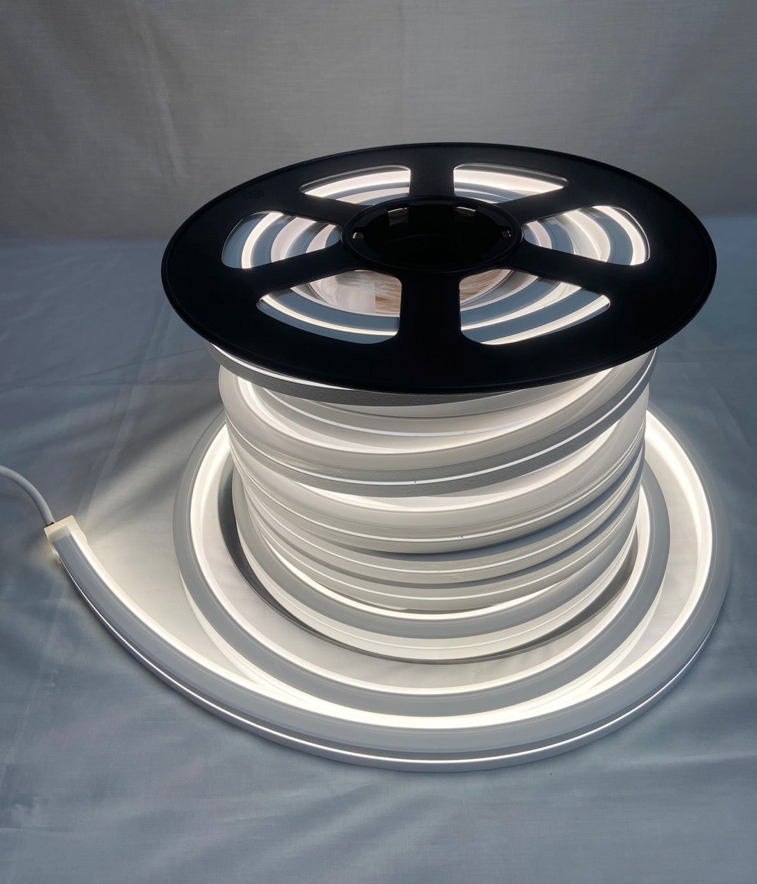 Led strip Neon flex 18x20 RGBW 3000K